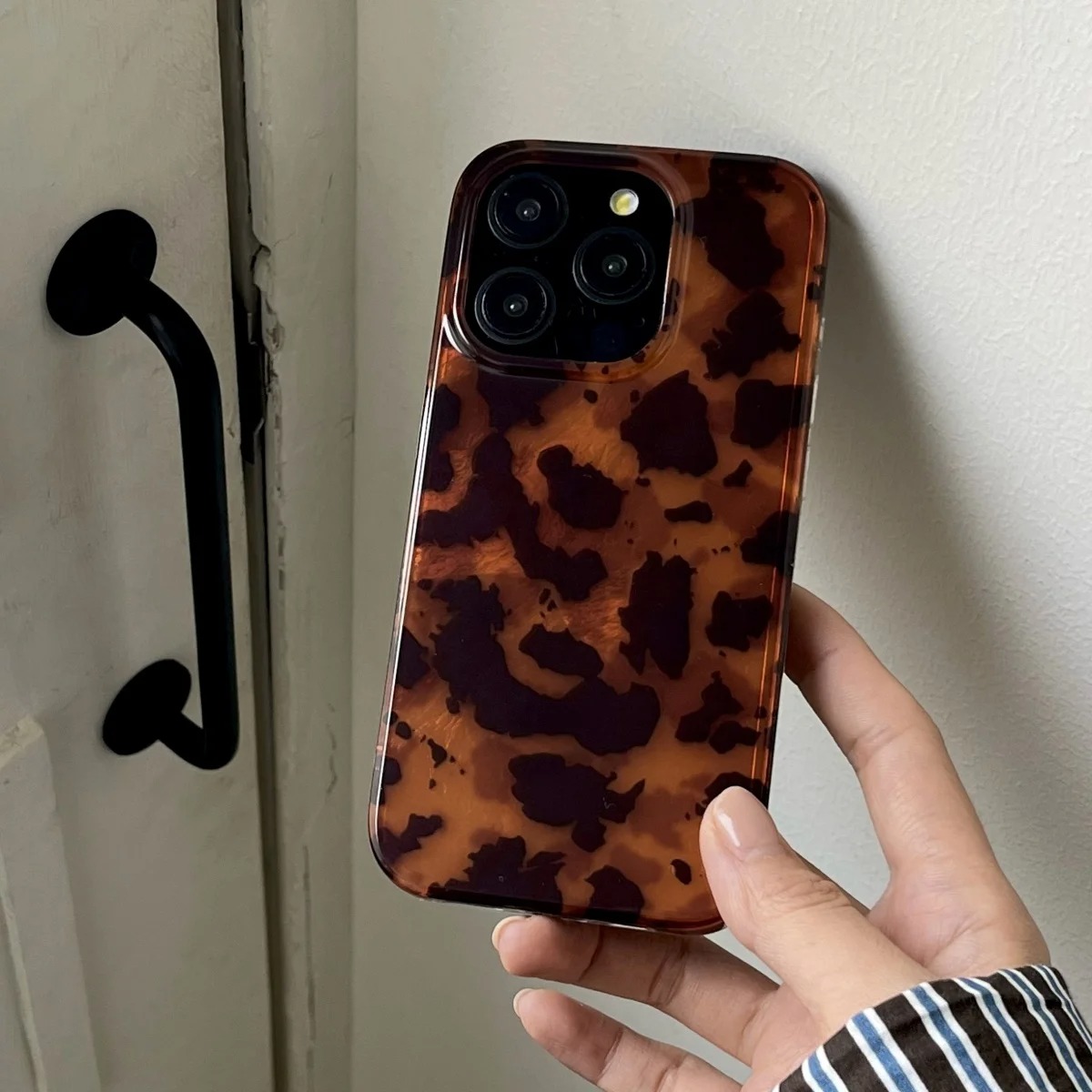 Retro etui na telefon z lasero – Phone Cases Xr recenzja i cena